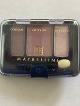 Load image into Gallery viewer, Maybelline Expert Wear eyeshadow Triples Eyeshadow Palette
