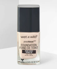 Load image into Gallery viewer, Wet N Wild Photofocus Foundation
